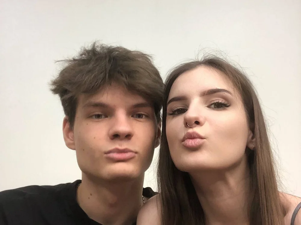 dream_lil offline chatrum