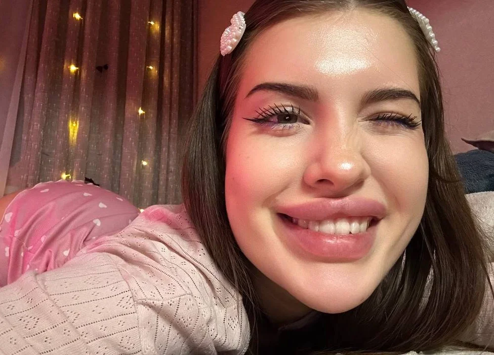 Kitty_Lovely's Offline XXX Chat