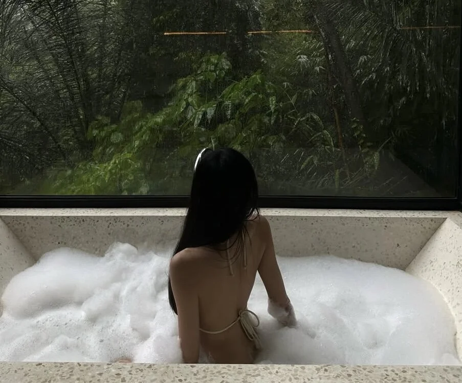 Wyn__nie Offline XXX-chat