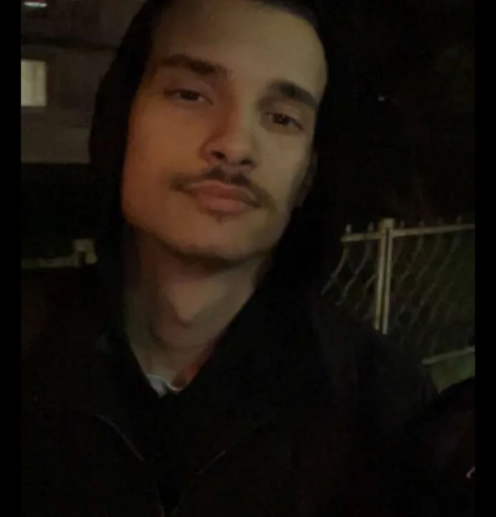 mehemdi8n Offline XXX chat