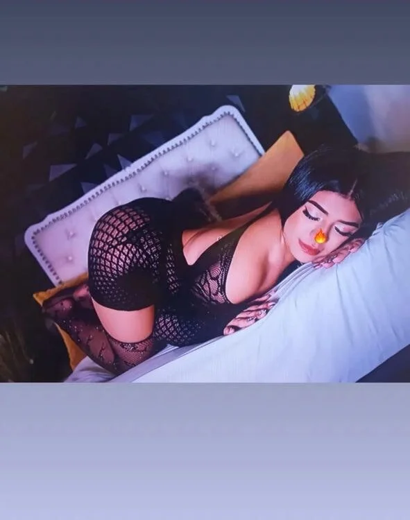 Mia_Sweet_Couple Offline XXX-chat