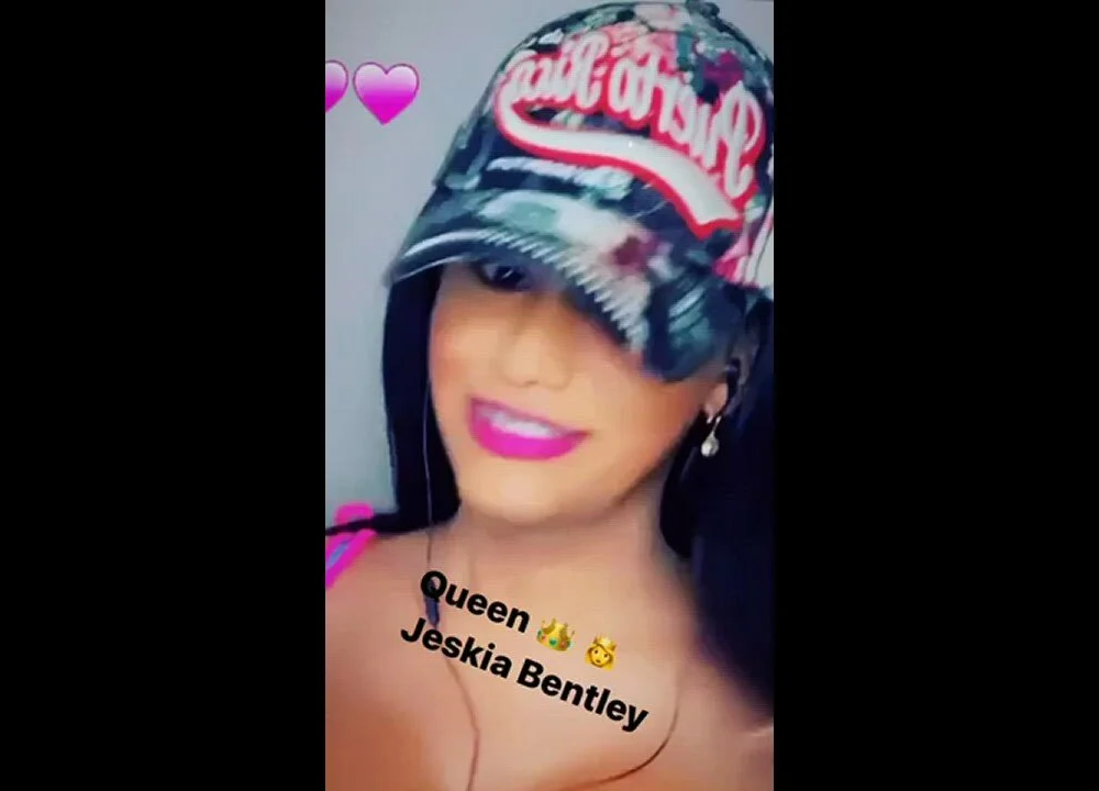 JeskiaBentley's Offline XXX Chat