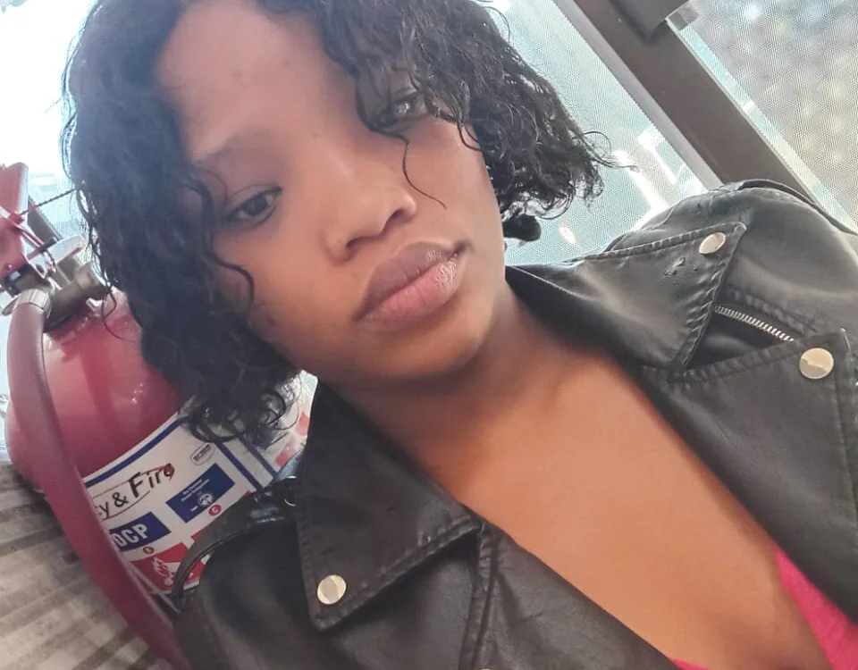 Young_Slut21 Offline XXX-chat