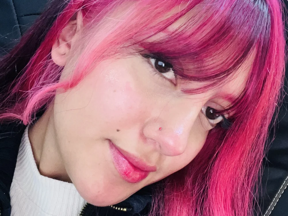 Emma_Cutn Offline chat-huone