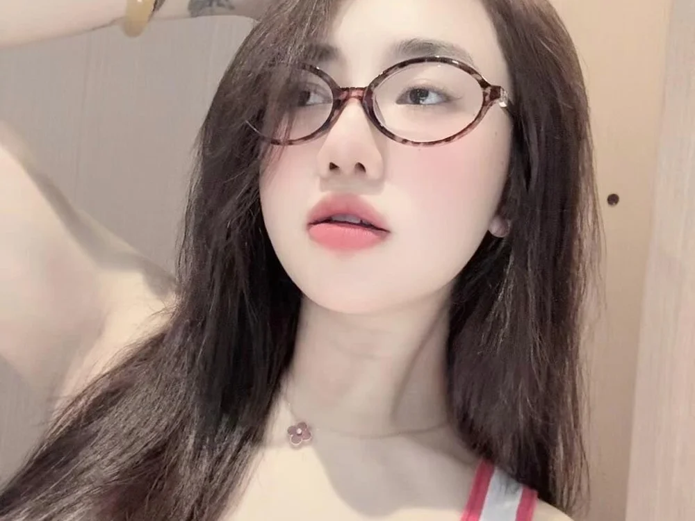 ห้องแชทออฟไลน์ของ Aley_Nguyen