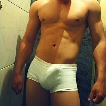 nader30 Offline XXX-chat