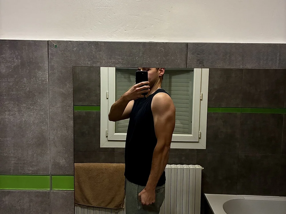 lolilol6967 Adlı Modelin Çevrimdışı XXX Sohbeti