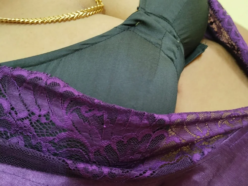 anupriya_a offline chatrum