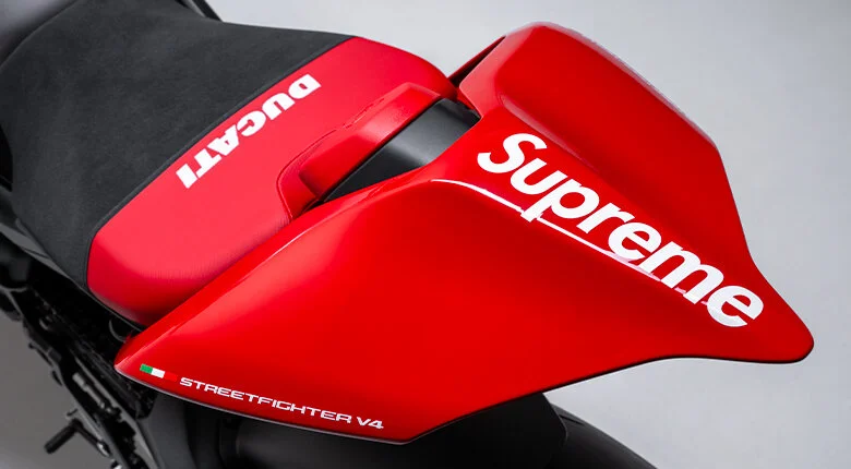 oliverouchie's Offline XXX Chat