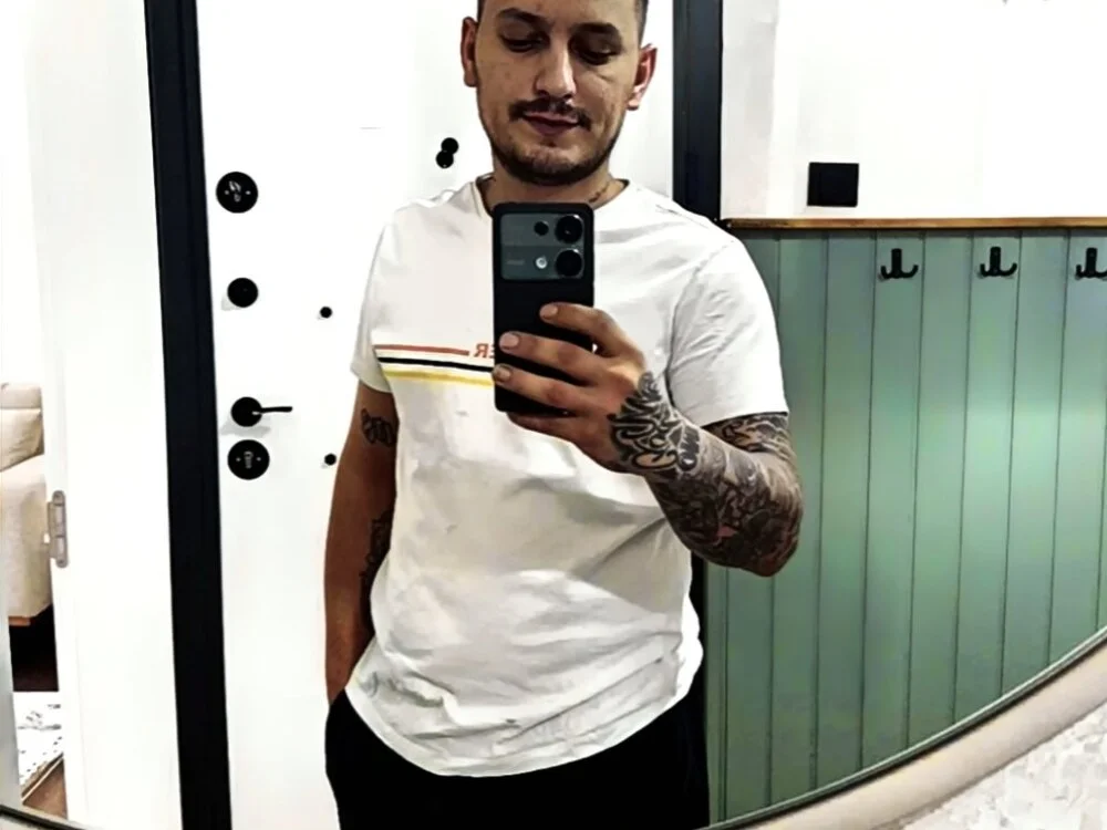 fire611のオフラインXXXチャット