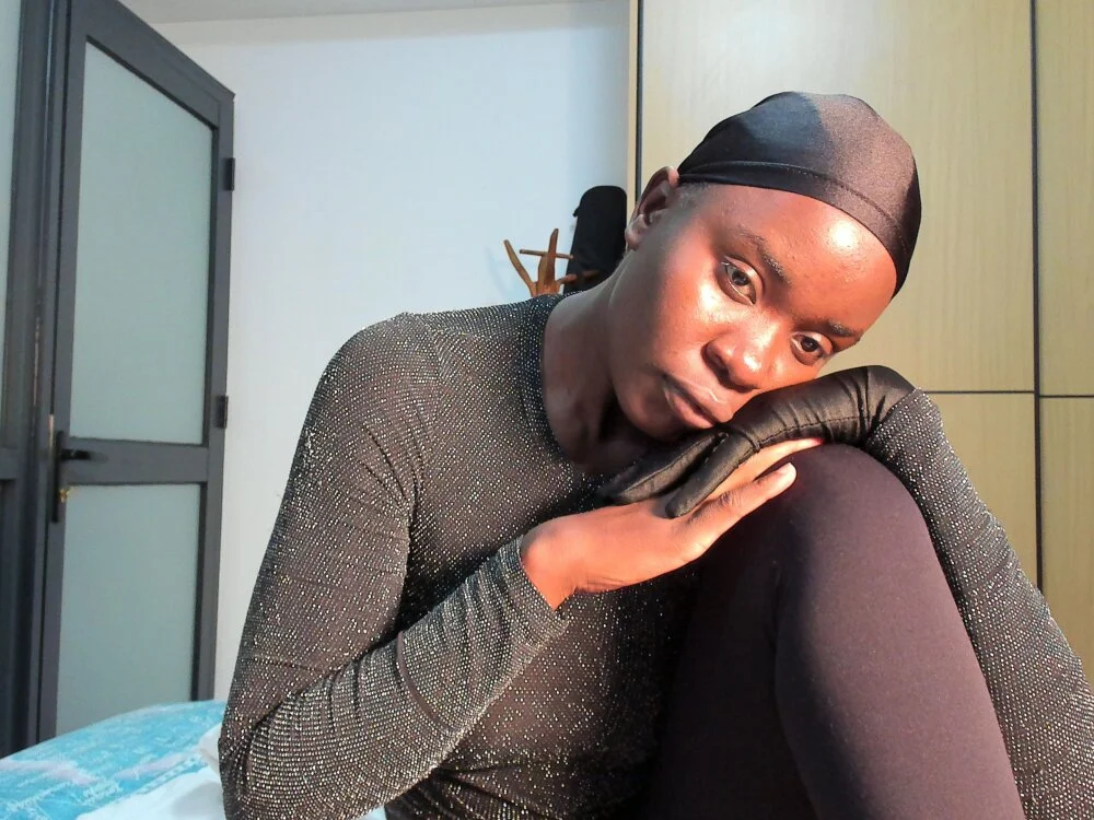 Офлайн-чат XXX miss-cathy