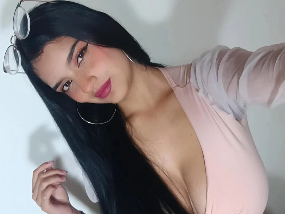 Busty_Meghan offline chatrum
