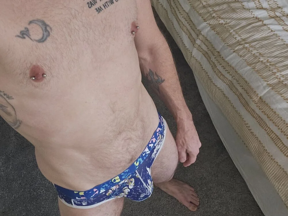 Barekinkpig126's Offline XXX Chat