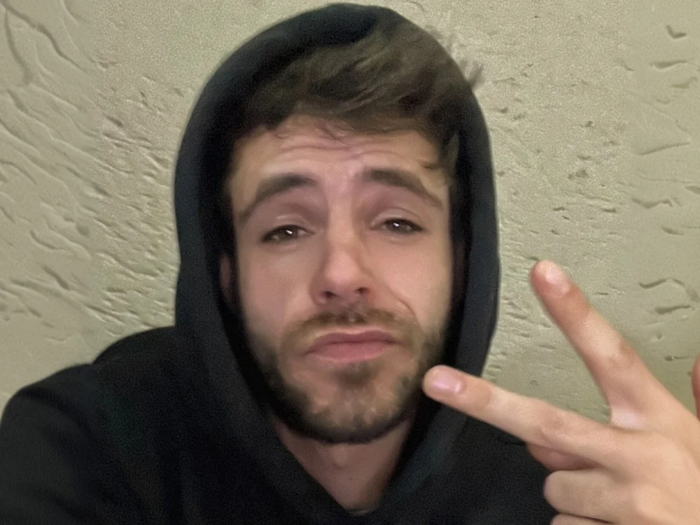 UncutGoonerBro Offline XXX Chat