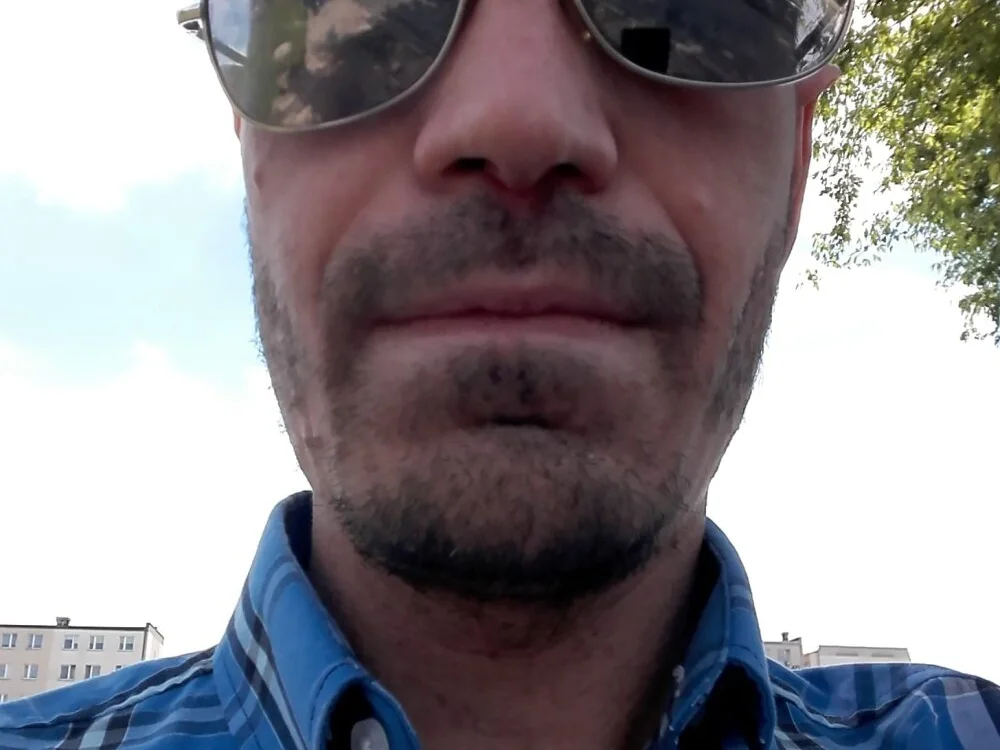 Gattuzoman85 Offline XXX Chat