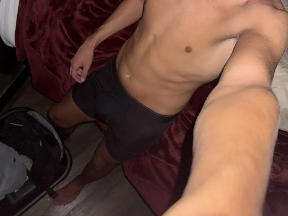 tazzytwink offline chatrum