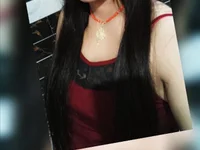Hot_-sexy_Queen's Offline Chat Room