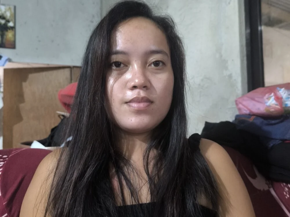 YummyPinay1893 offline XXX-chatje