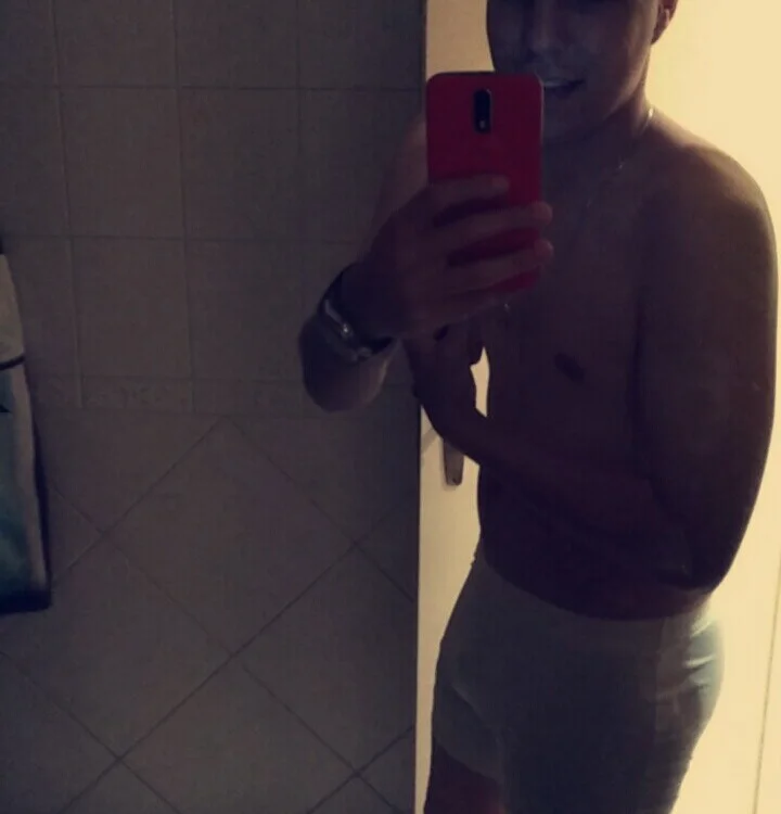 MorenoTauado05's Offline XXX Chat