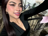 Princessa-charlotte's webcam live show