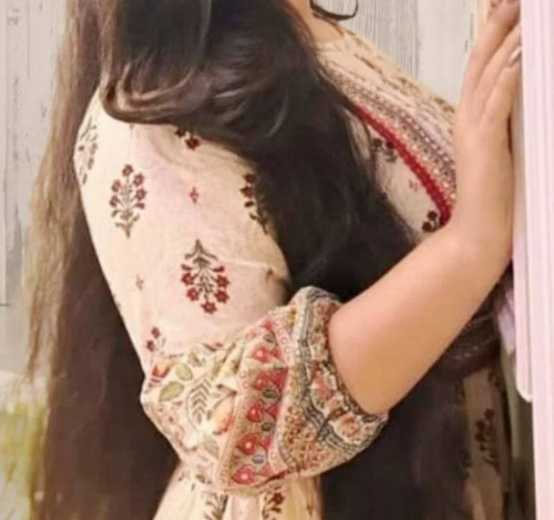 cute_ritika1's most recent online preview