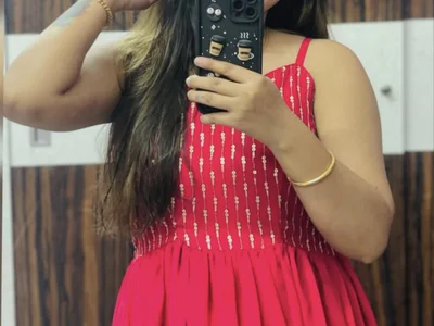 Hot_priyaaa - Girl 