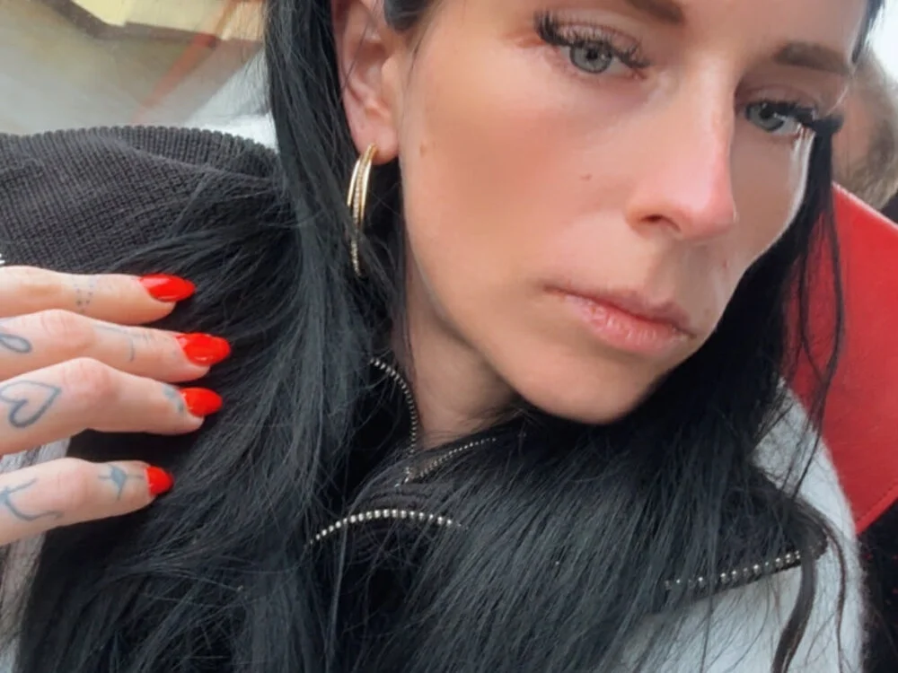 Adidaria Obrolan XXX Offline