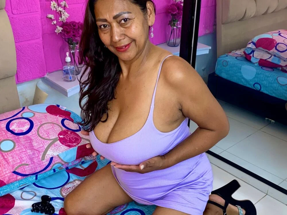 Damary_Leon: офлайн-секс-чат