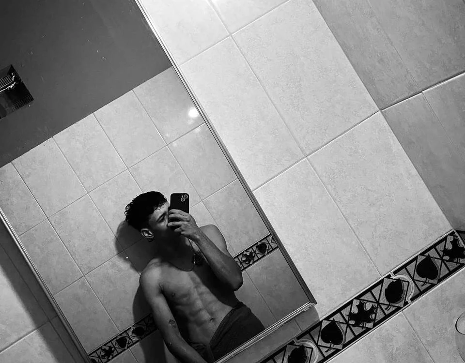 David_Cam Offline XXX-Chat