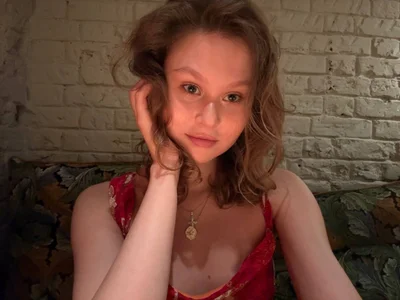ColetteSolverud - Girl 