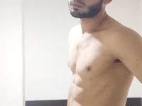 aaron_jones_1's webcam live show