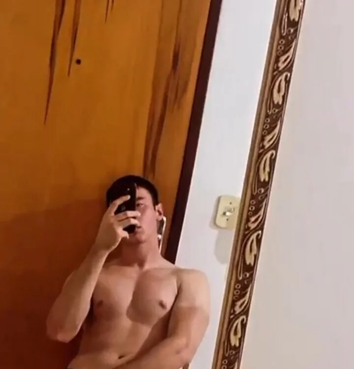 Lucasmtsa Offline XXX-chat