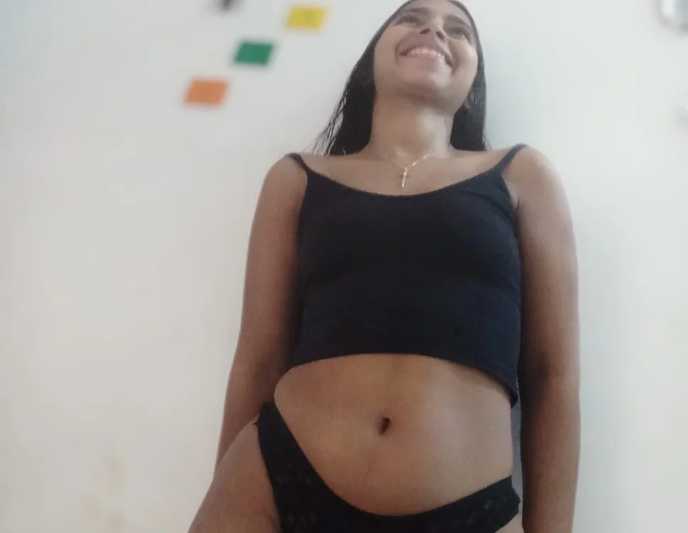 KENDRA-6-9 Offline XXX Chat