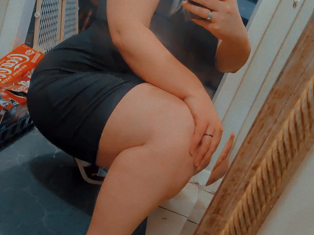 ห้องแชทออฟไลน์ของ thickmilf4u