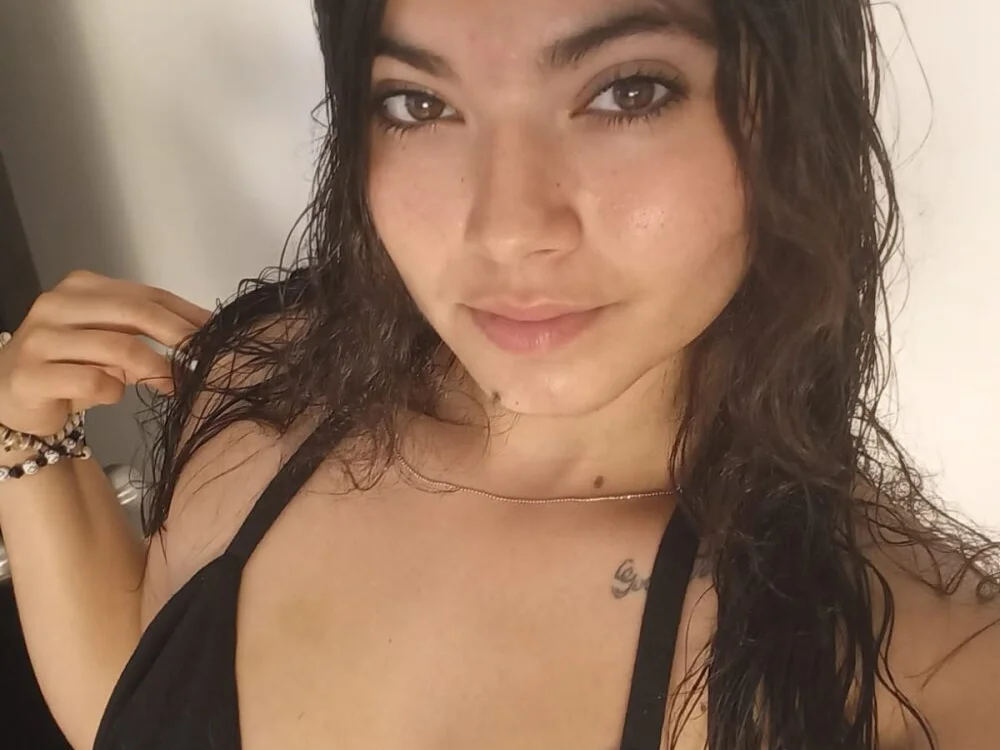 Danna_777 Chat XXX offline