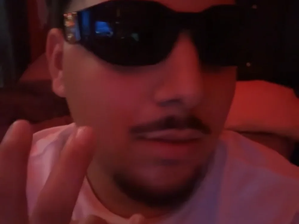 dephillip3x's Offline XXX Chat