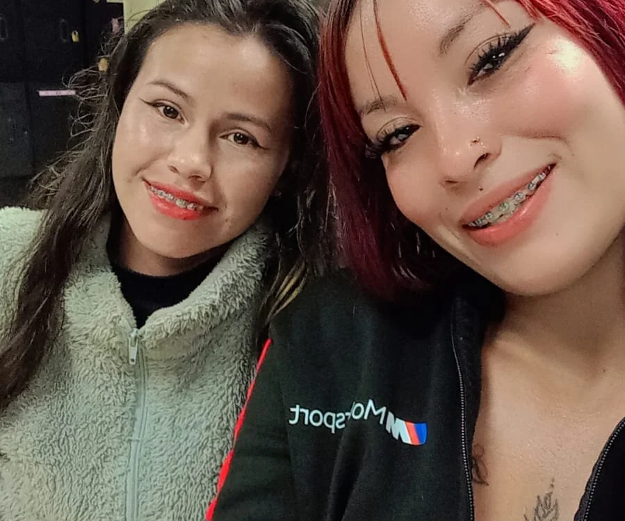 DuoTwinLuxe's Offline XXX Chat