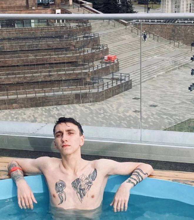 Sala de chat offline de Modelboyzz