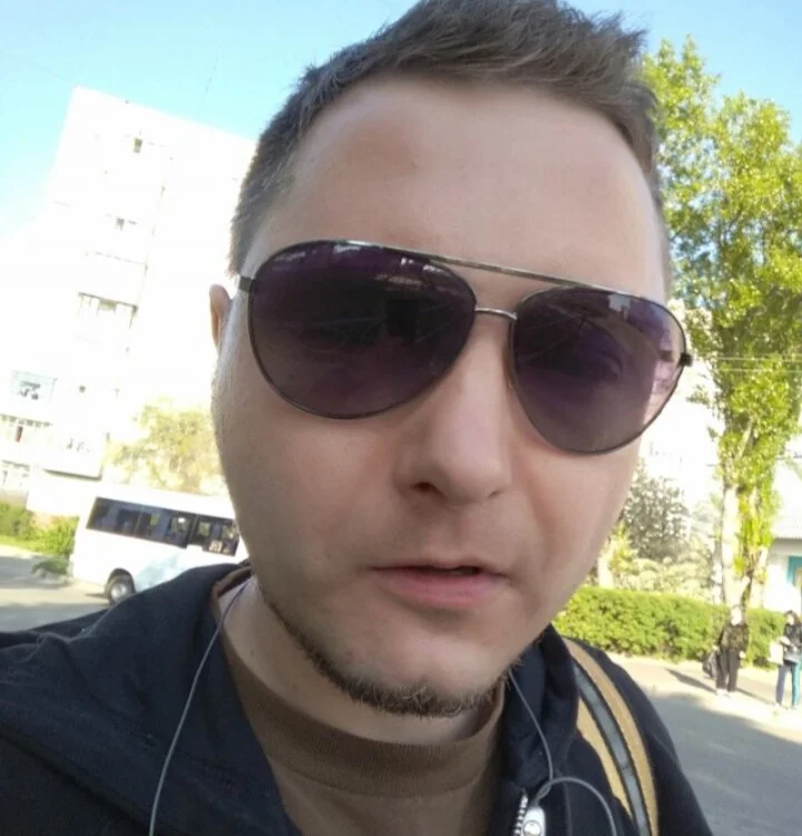 alexorbit1985 Offline XXX-Chat