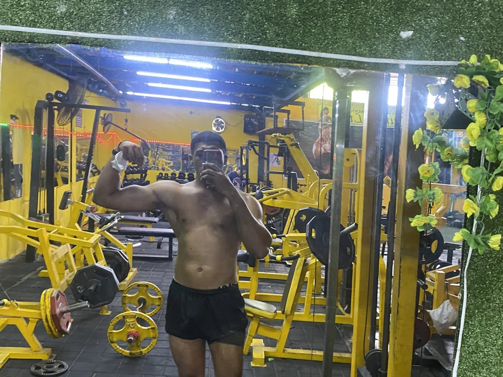Luis_Mondacon Offline XXX-chat