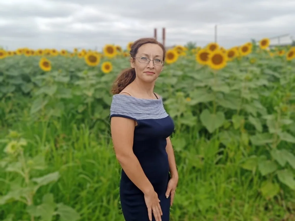 JanisMoon_ Offline XXX-chat