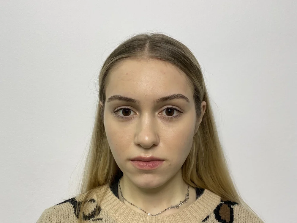 HollyyAler's Offline XXX Chat