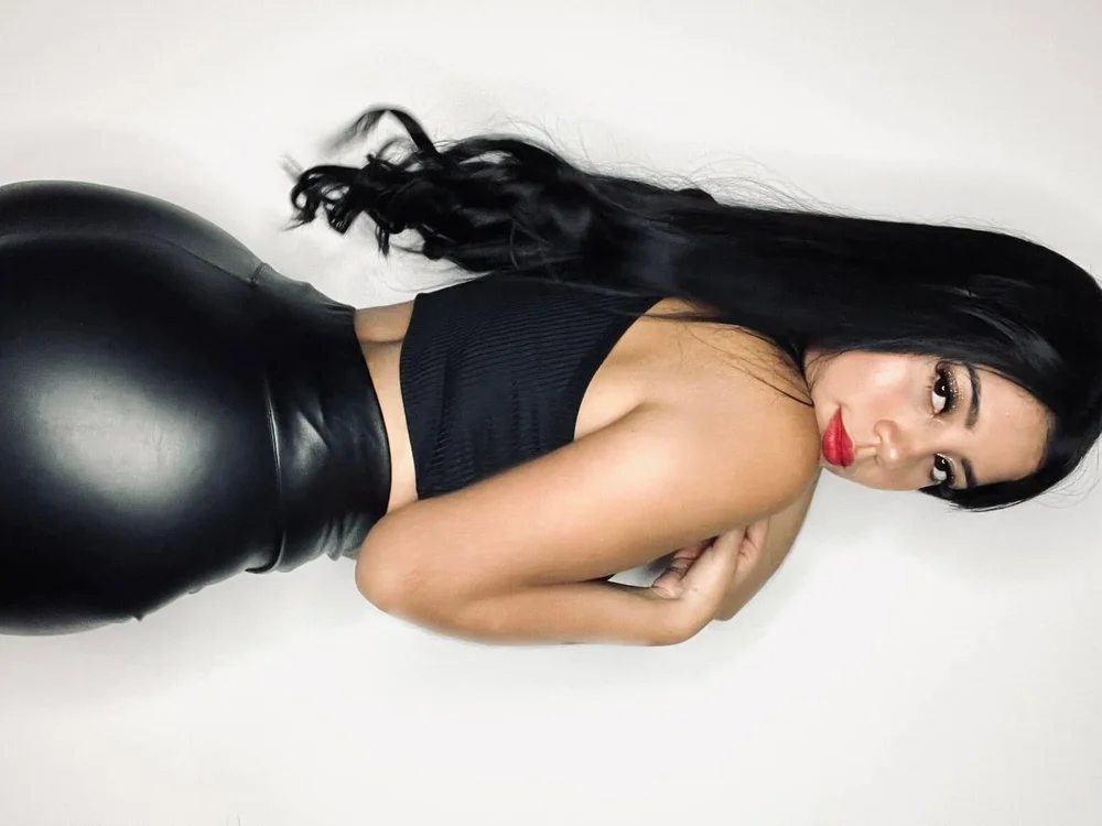 Isa-bella1 Offline Chatraum