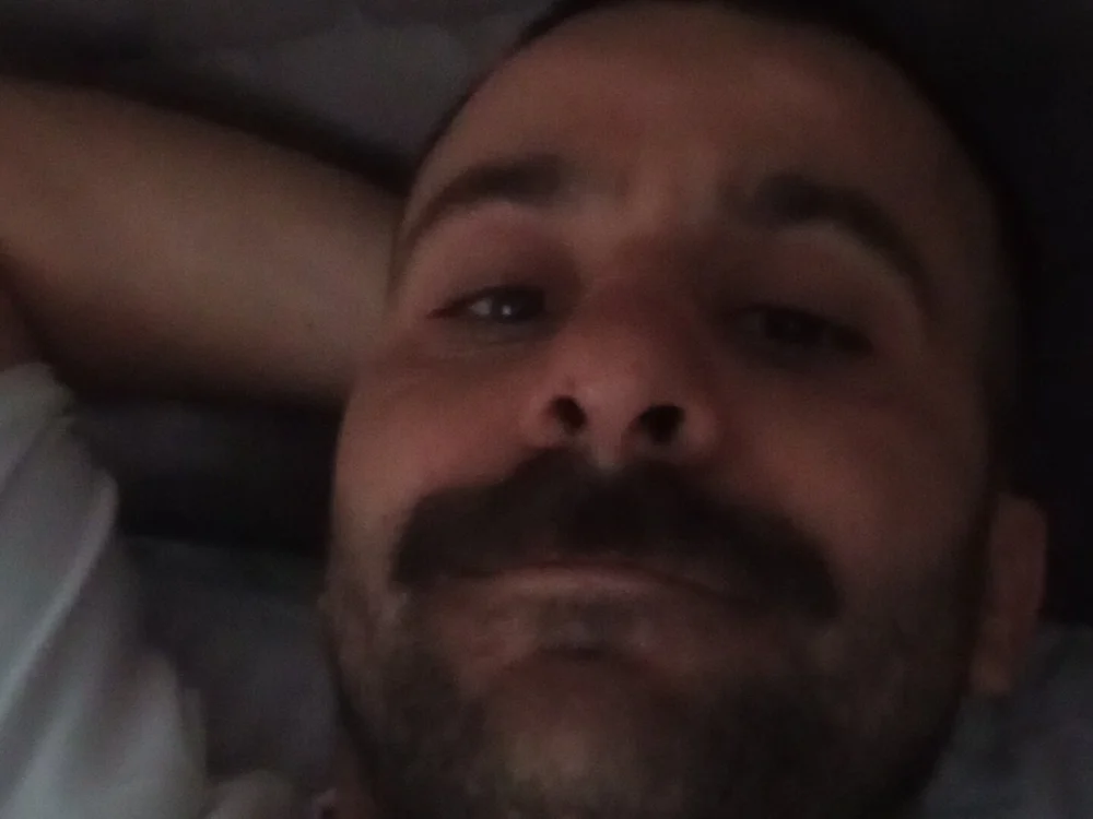 tekin0135's Offline Chat Room