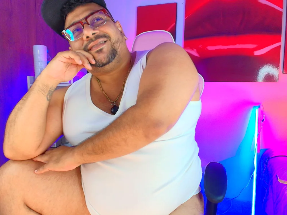 jacoob_woods Adlı Modelin Çevrimdışı XXX Sohbeti