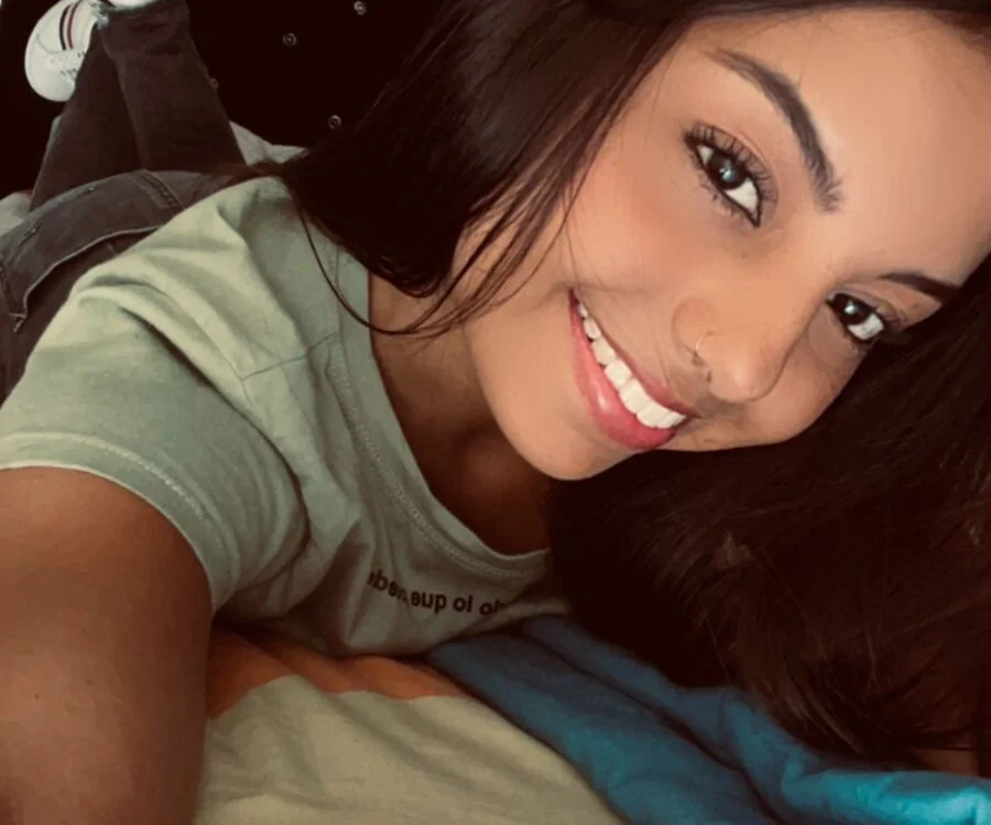 Chatroom XXX hors ligne de allyson_petite