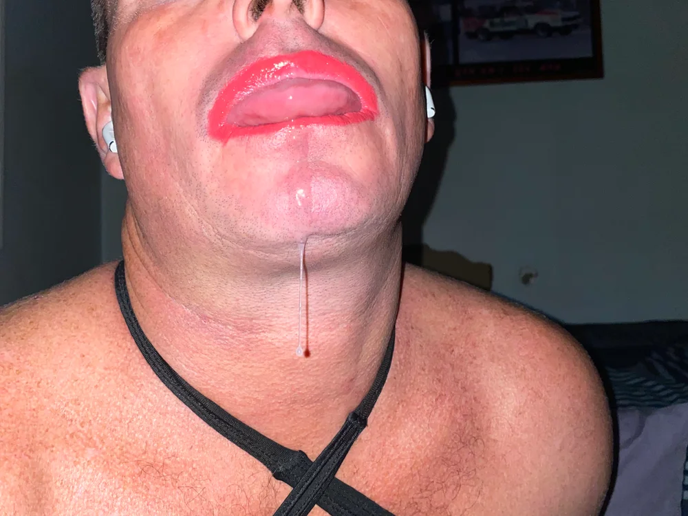 Sissyslavecunt's Offline XXX Chat