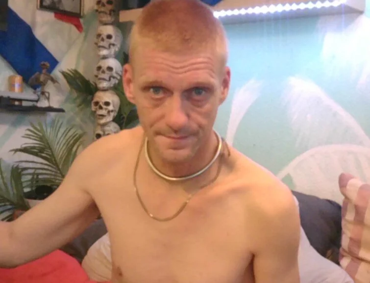 Offline chatovací místnost BOURBON77