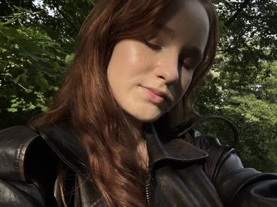 redgirl8642 live profile