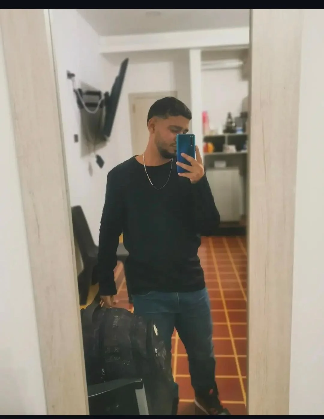 Enzo_fox cover photo
